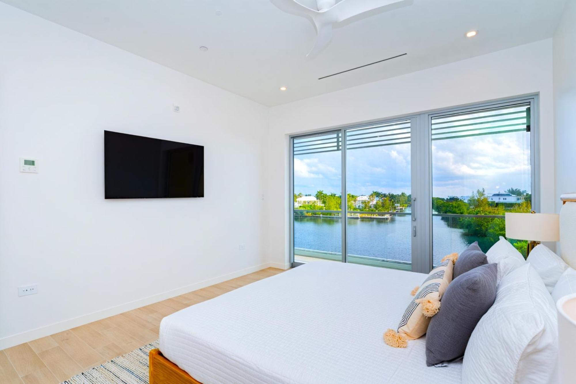 Cayman Luxury Rentals At One Canal Point Джорджтаун Екстер'єр фото
